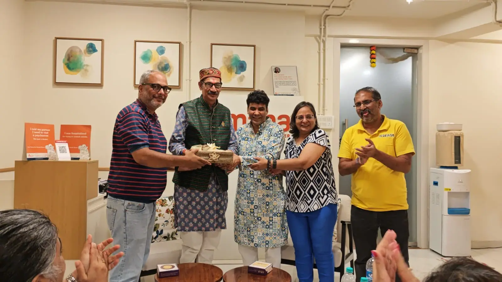 The-Hugging-Club-of-India-TeamHCI